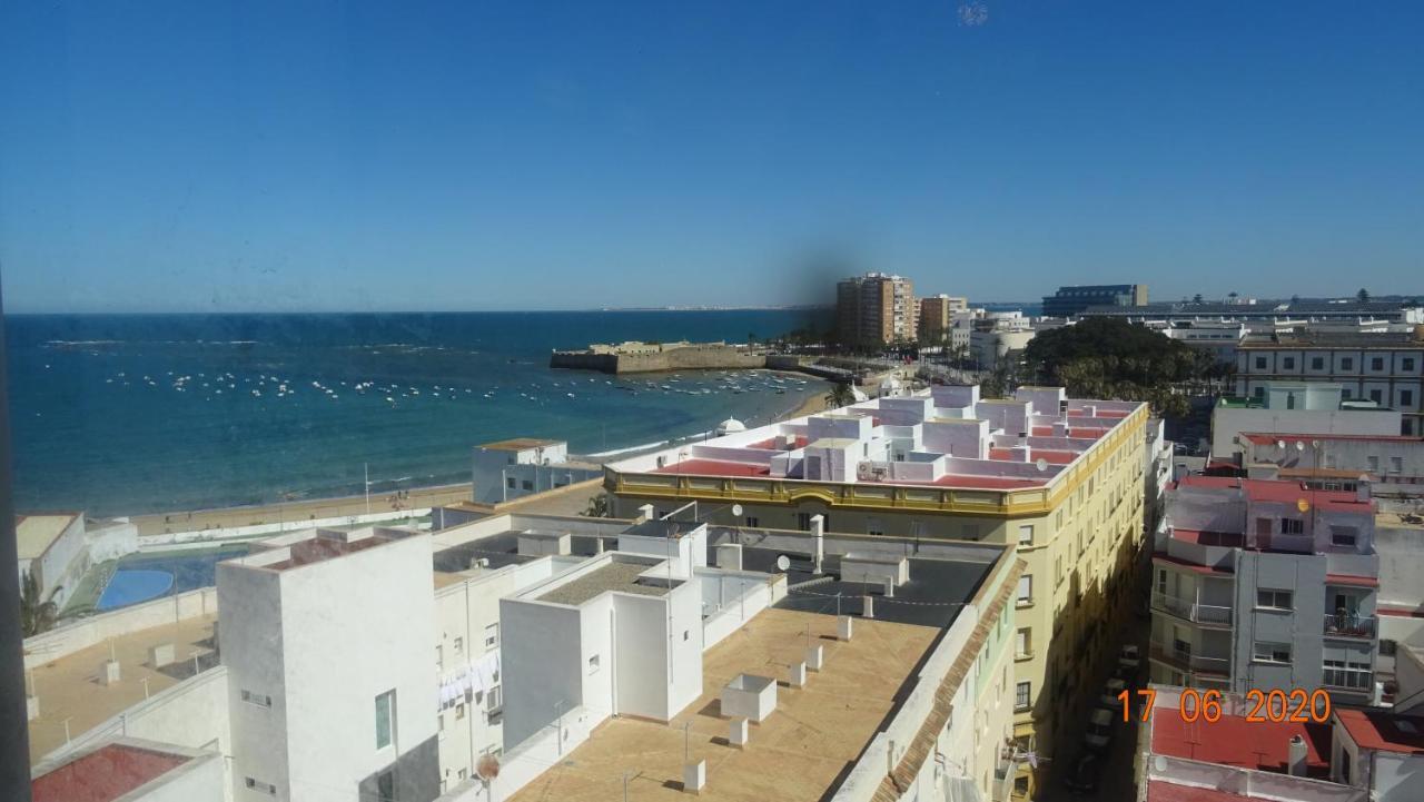 Apartamento Fenicia Con Aparcamiento Incluido Vistas Al Mar กาดิซ ภายนอก รูปภาพ